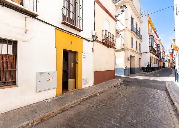 S30 Downtown House With Terrace